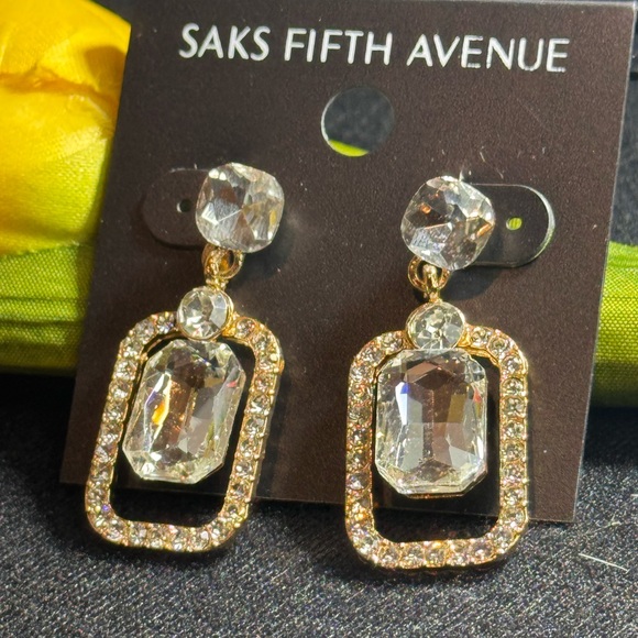Saks Fifth Avenue Crystal Gold Statement Earrings 1.5in - Picture 2 of 14
